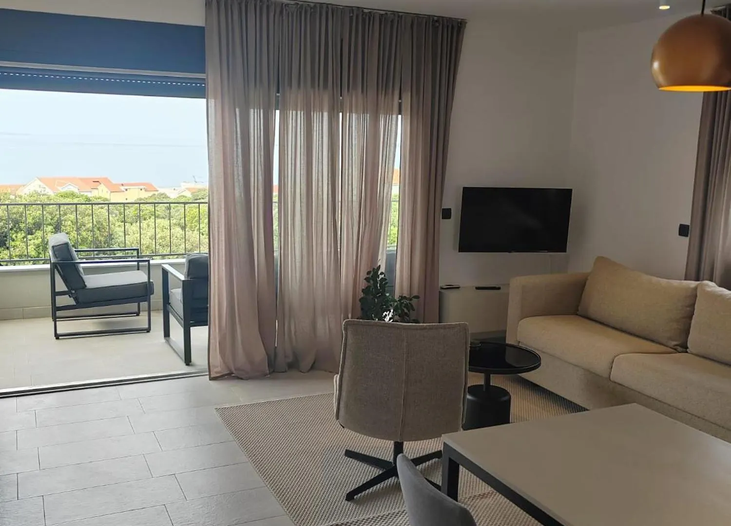Apartments Divi Sunset View 曼德雷